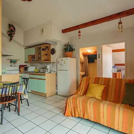 Apartment Lumineux Avec Parking Pres Du Centre Et Des Commerces - Fr-1-4-665 Saint-Jean-de-Luz